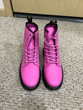 Womens Dr Martens Zavala Combat Boots